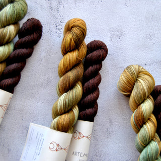 Artemis Sock set -Sock 50g  and one mini - Happy dye 22 and mahogany